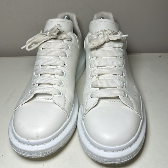 Alexander McQueen Authentic all White oversized Sneakers - Picture 1 of 11